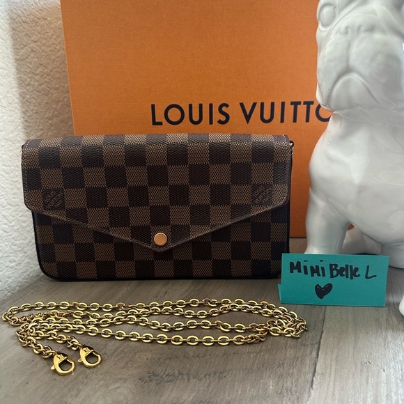 Louis Vuitton Handbags - Authentic Pre❤️d Louis Vuitton Damier Ebene Felicie Pochette